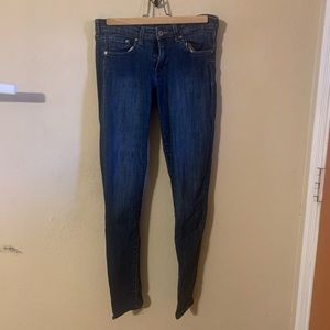 🌵 H&M dark blue jeans